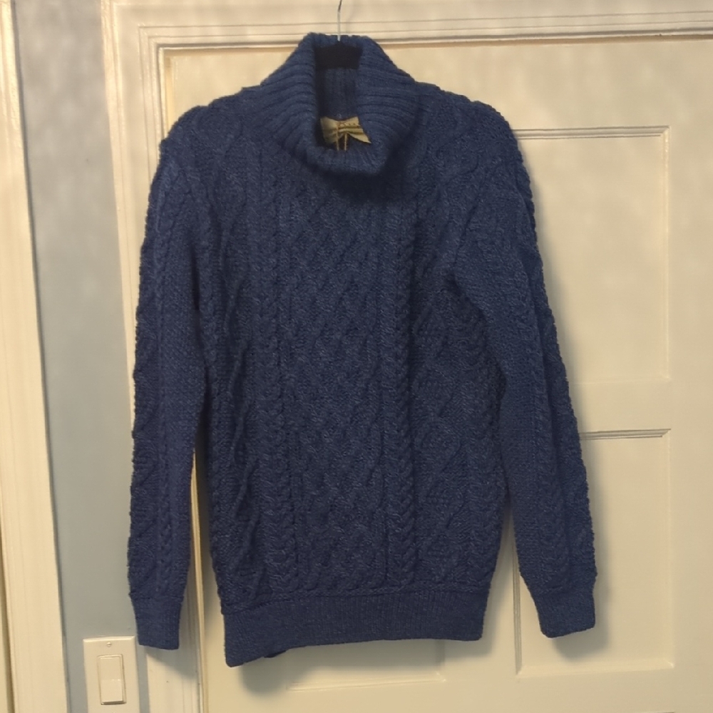 Classic Men's Cable Knit Turtleneck Sweater - Navy